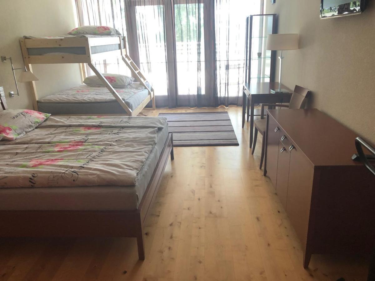 Apartmany Puerto Сенец Екстериор снимка
